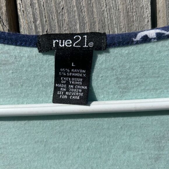Rue21 blouse size small short sleeve sailor design - Picture 4 of 8